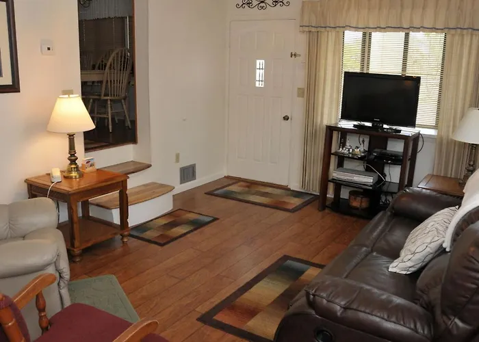 Venture Out 584 Seabreeze Dr Comes With Golf Cart