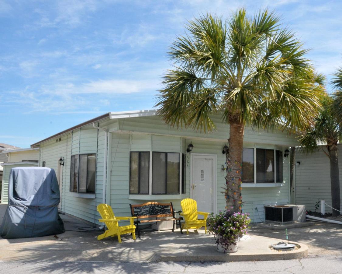 Venture Out 584 Seabreeze Dr Comes With Golf Cart *